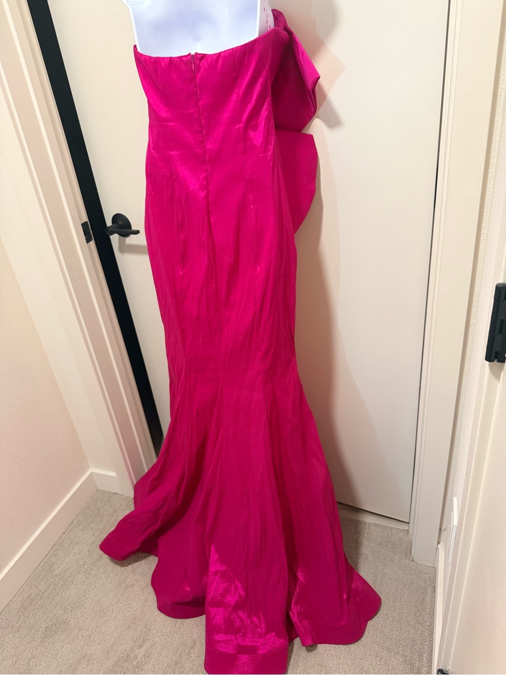 Strapless fuchsia Mermaid Gown - Picture 8 of 9